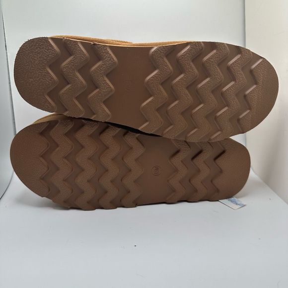 CUSHIONAIRE Women's Genuine Suede Cozy Mule Platform +Memory Foam 8.5 CHESNUT - Picture 5 of 8